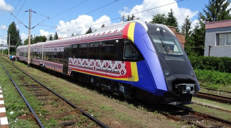 tren romanesc
