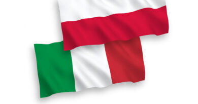 Polonia, după victoria dreptei conservatoare în Italia: „Îi vom învinge pe comunişti, stângismul şi lobby-ul LGBT, pe TOȚI cei care ne RUINEAZĂ civilizaţia!”